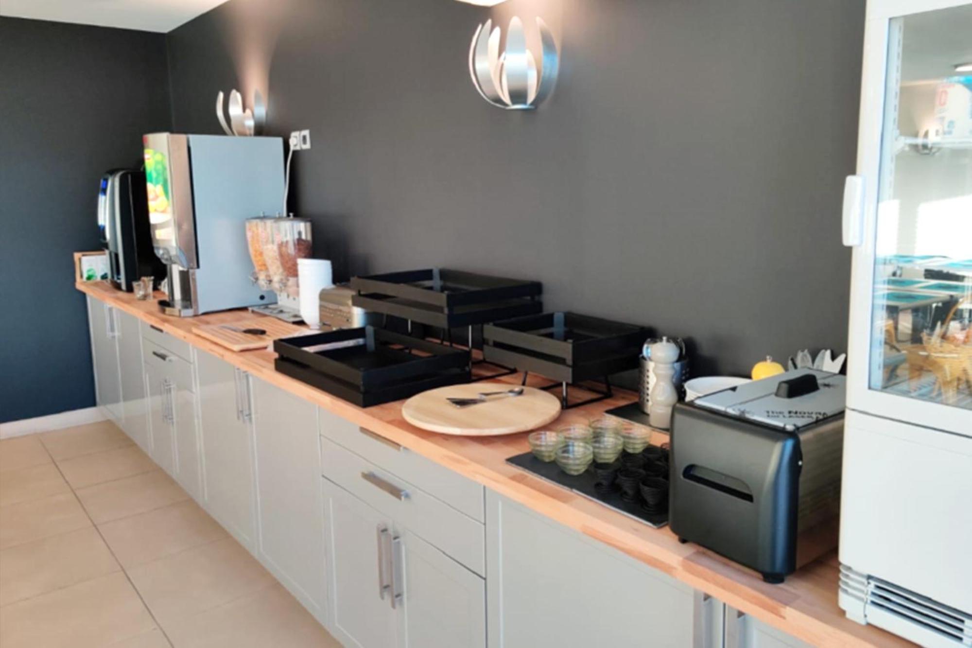 Zenitude Hotel-Residences Toulon Six Fours Six-Fours-les-Plages Ngoại thất bức ảnh